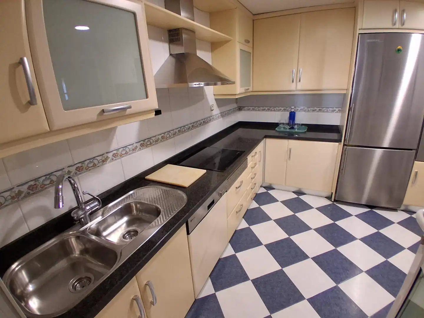 Cocina de Casa adosada en venta en Albacete con Aire acondicionado, Calefacción y Jardín privado