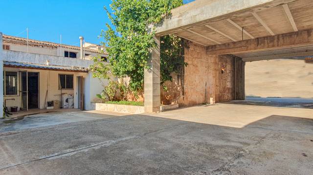 Casa adosada en Alquiler en Campos poble