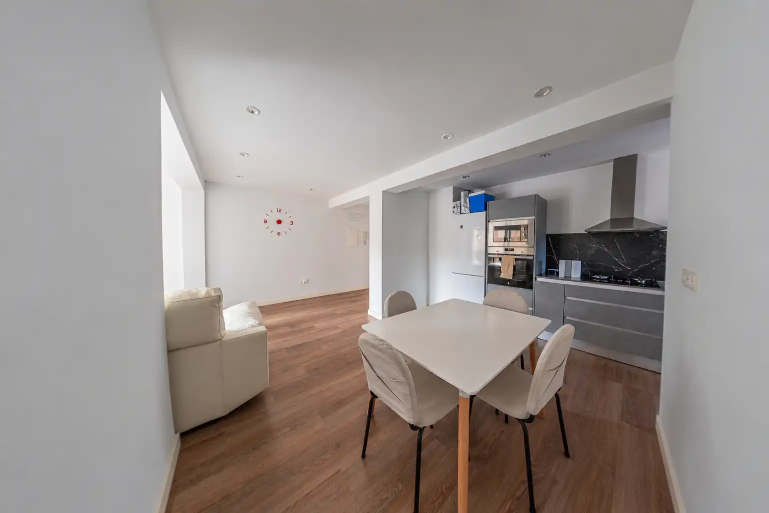 Wohnung zum Verkauf in Murcia mit Klimaanlage, Möbliert und Balkon