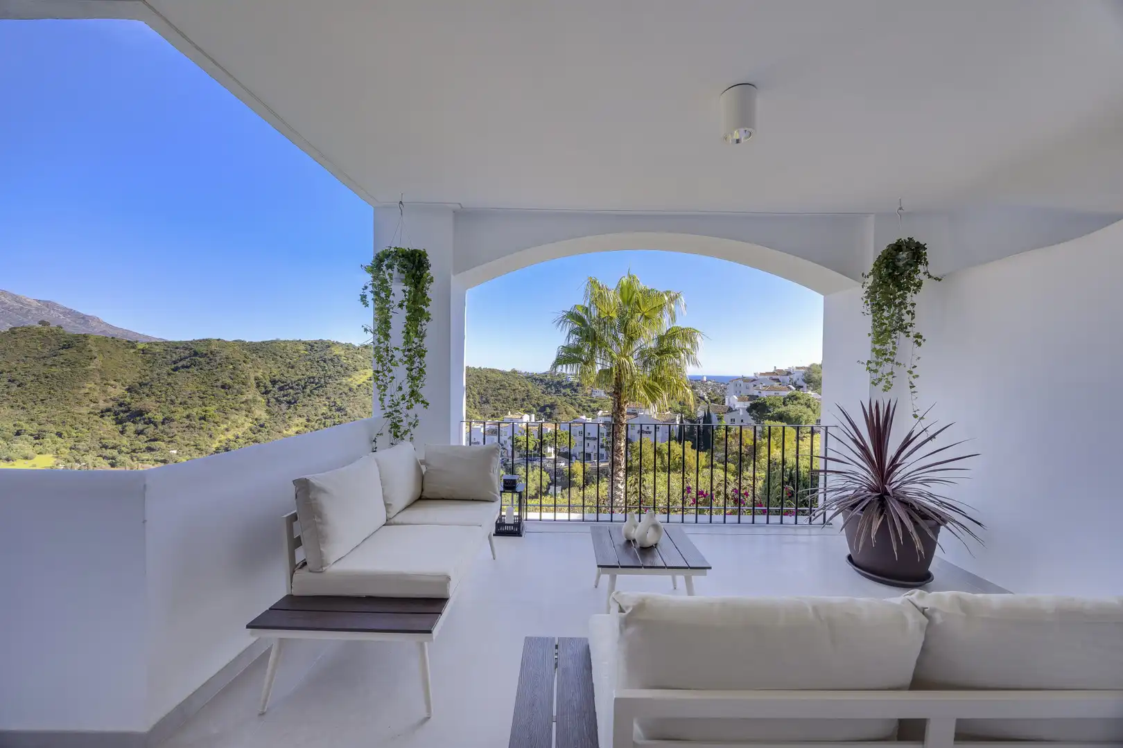 Apartment mit Pool zum Verkauf in Benahavís pueblo