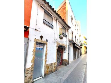 House for sale in Centre