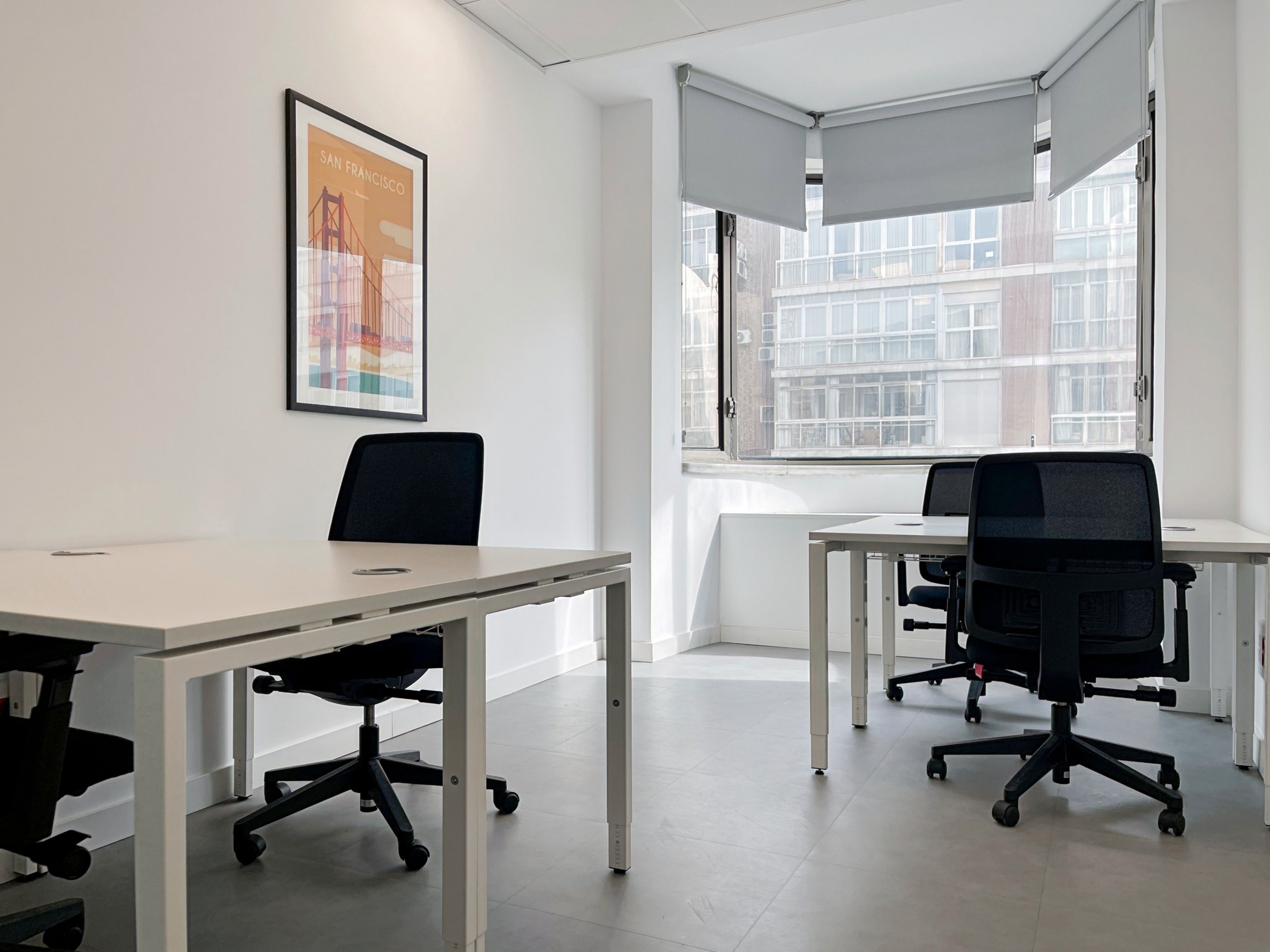 Oficina de lloguer en  Madrid Capital amb Aire condicionat, Calefacció i Moblat