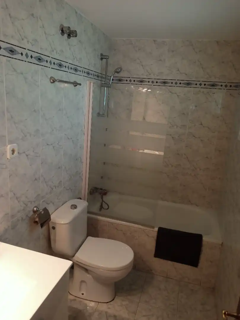 Penthouse with lift to rent in Calle Sancha de Lara, imagen 7