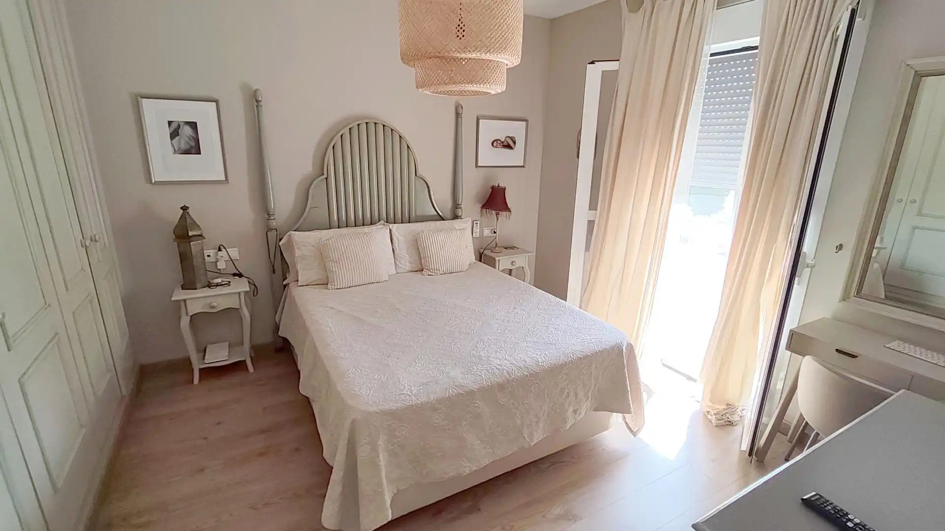 Dormitori de Casa adosada en venda en Puerto Real amb Aire condicionat, Jardí privat i Terrassa