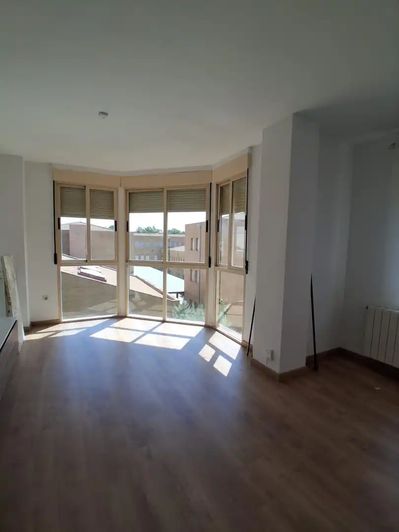 Sala de estar de Apartamento en venta en Albacete con Aire acondicionado, Calefacción y Amueblado