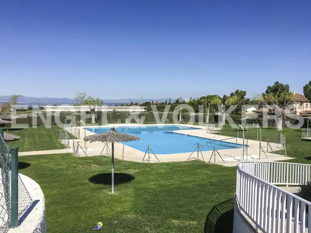 Swimming pool of Houses for rent in Boadilla del Monte  with Air Conditioner, Heating and Private garden