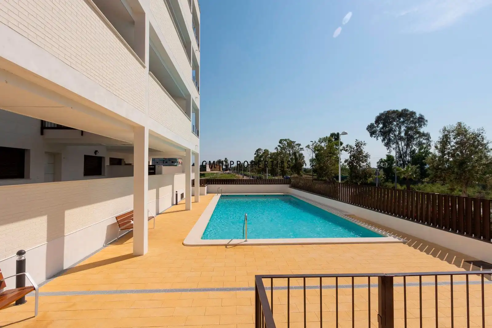 Swimming pool of Attic for rent in Sagunto / Sagunt  with Air Conditioner, Heating and Parquet flooring