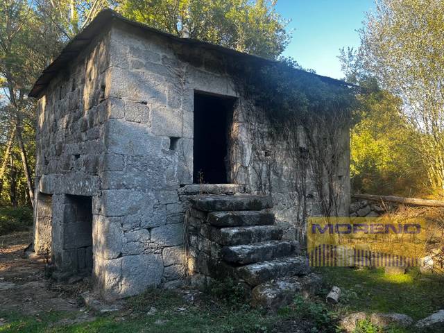 Casa-chalet en Venta en N/A en O Corgo