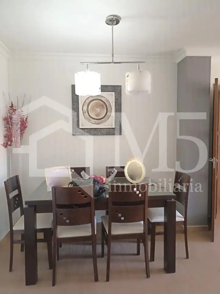 Piso en venta en Caleta de Vélez