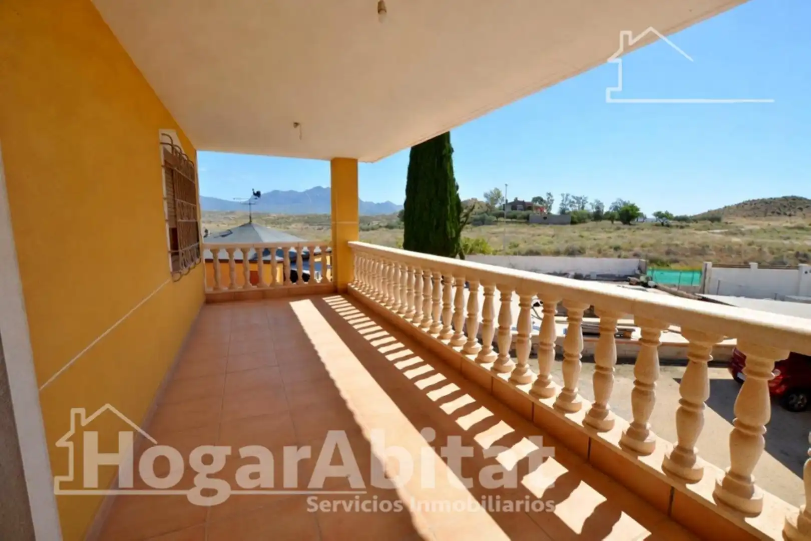 Außenansicht von Haus oder Chalet zum Verkauf in Mutxamel mit Heizung, Privatgarten und Terrasse