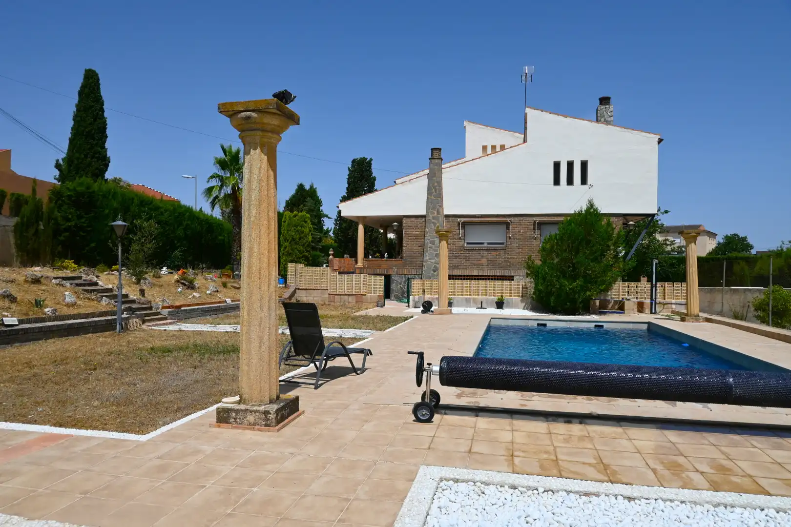 Piscina de Casa o xalet en venda en Las Gabias amb Jardí privat, Terrassa i Traster
