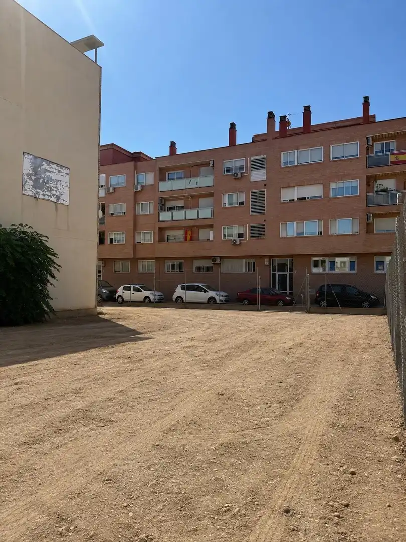 Terreny residencial en venda a Oliver-Valdefierro, imagen 2