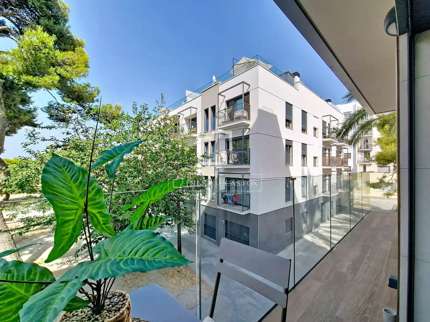 Vista exterior de Pis en venda en Vilanova i la Geltrú amb Aire condicionat, Calefacció i Terrassa