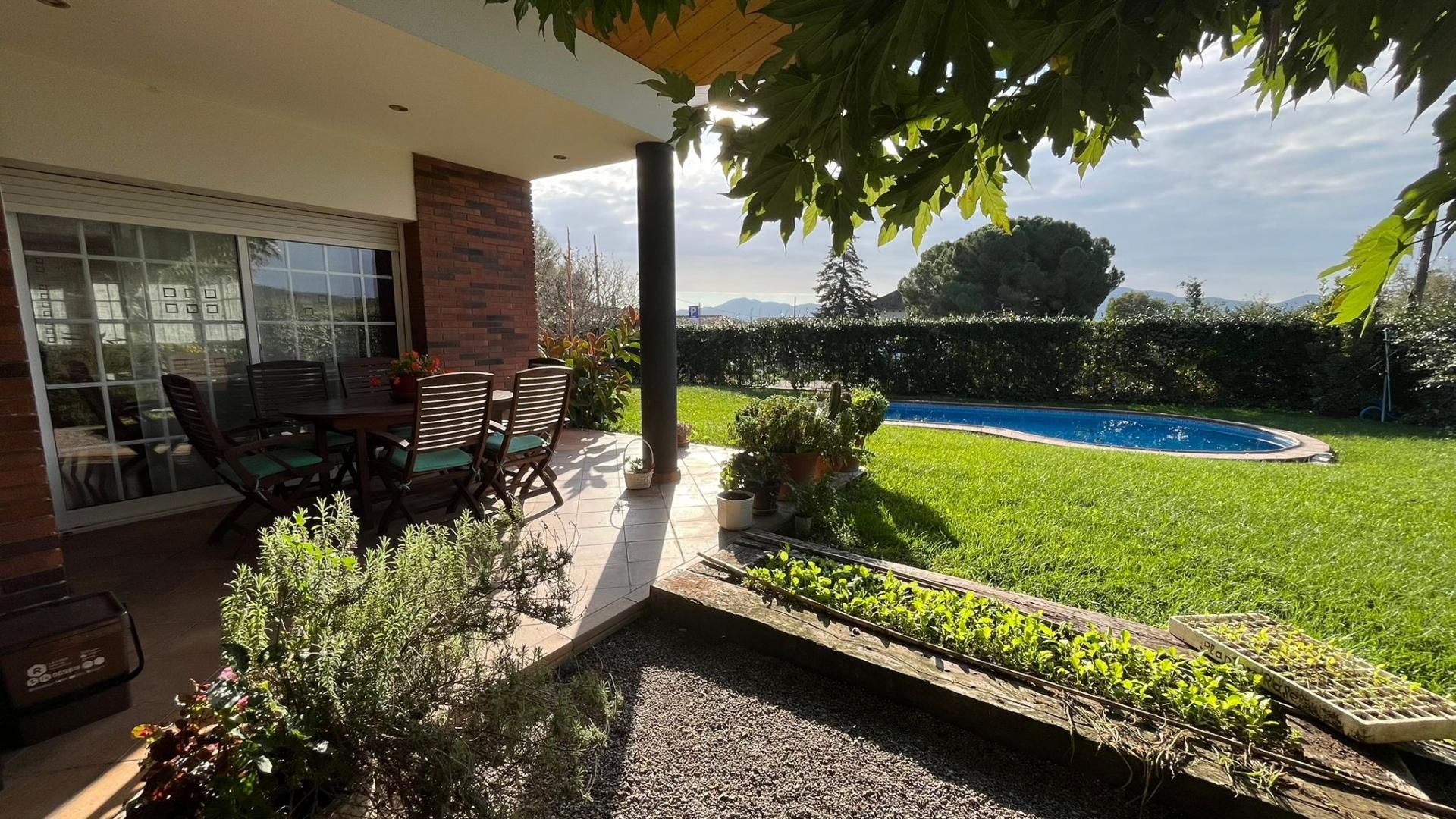 Garden of House or chalet for sale in Breda  with Heating and Private garden