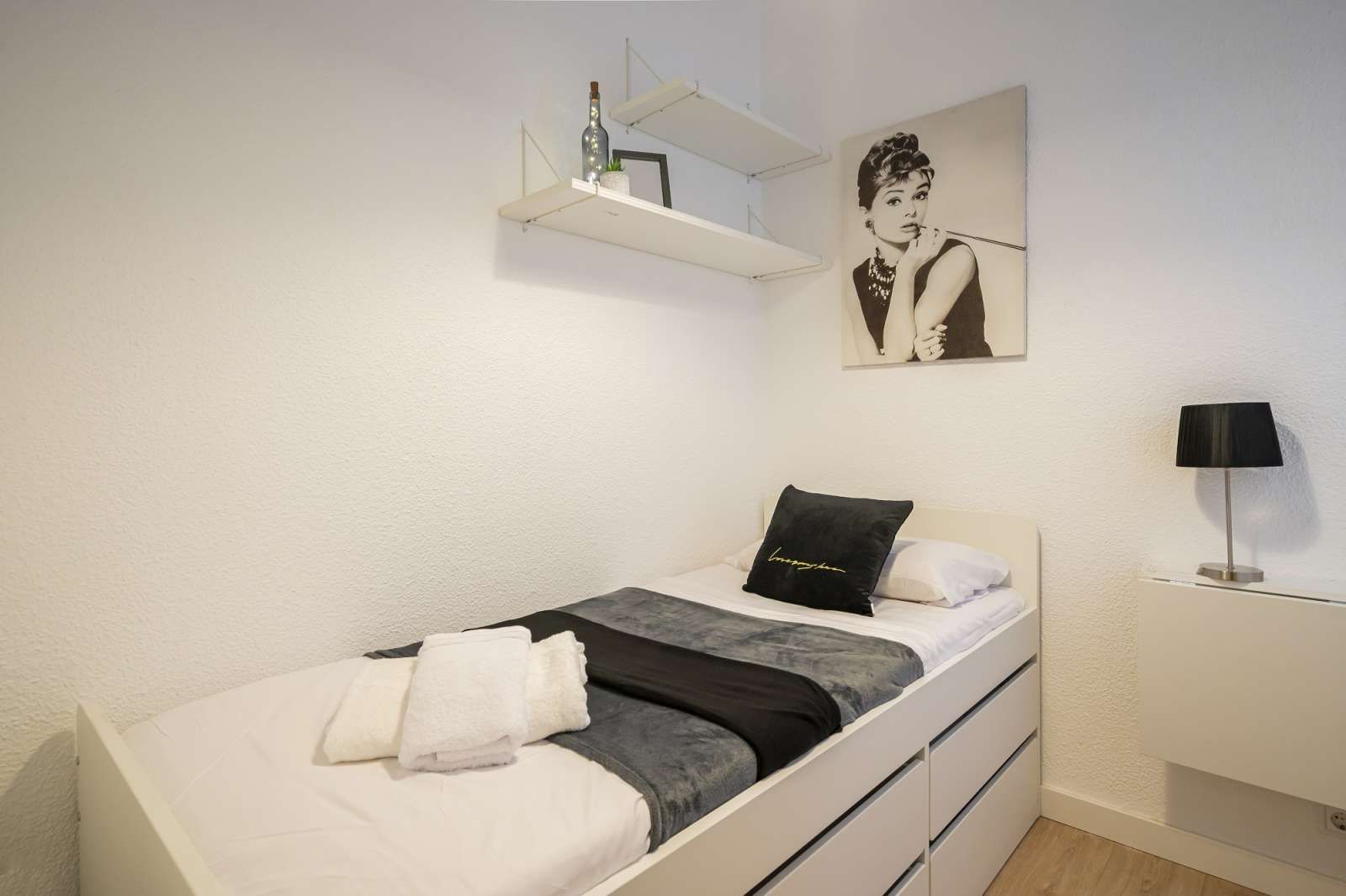 Apartment to share in Trafalgar