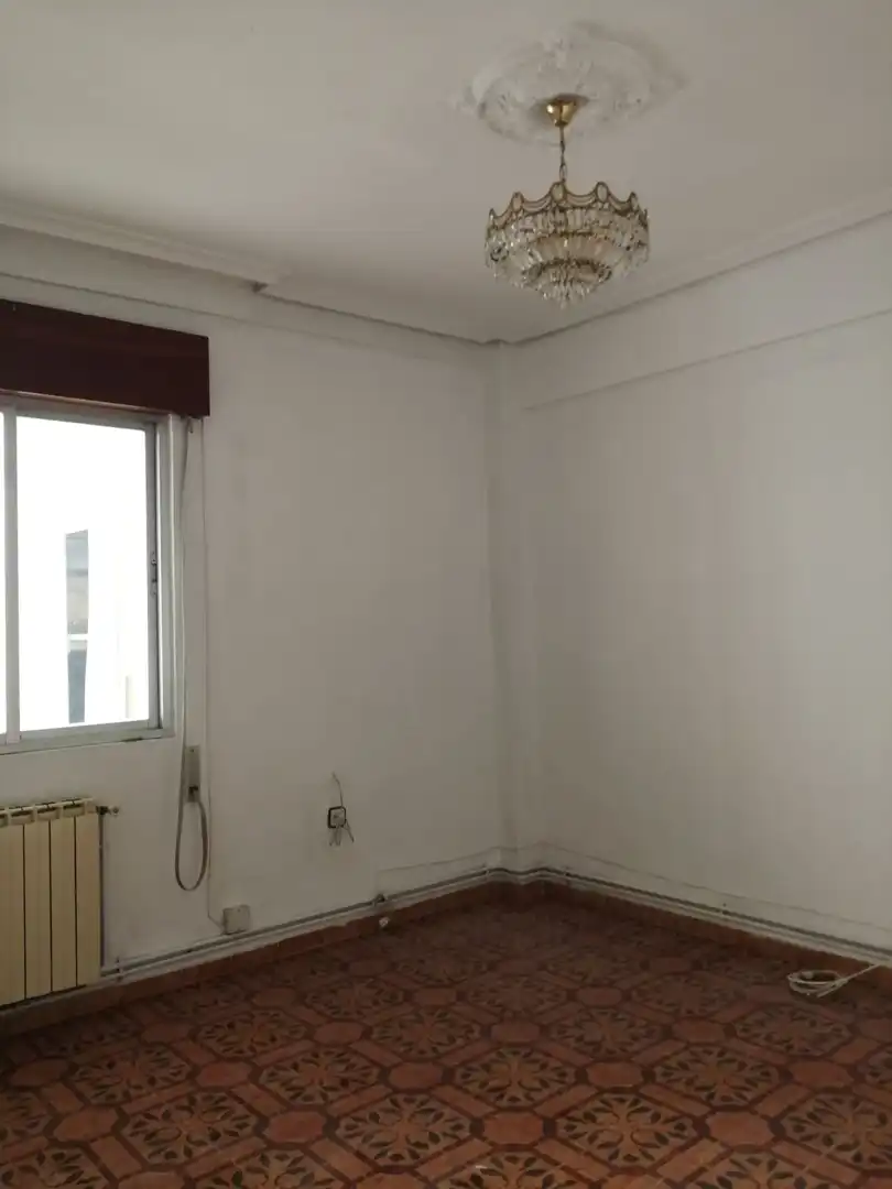 Piso en venta en Torrelavega  con Calefacción, Terraza y Trastero