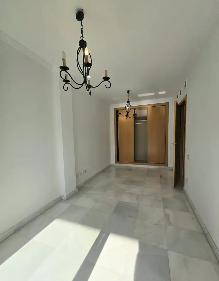 Einfamilien-Reihenhaus zum Verkauf in Benalmádena mit Terrasse