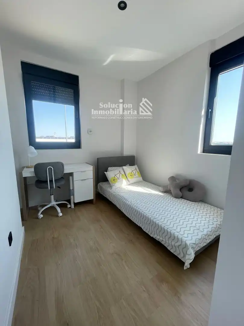 Casa adosada en venta en CALLE PEÑALARA, 14, Carbajosa de la Sagrada