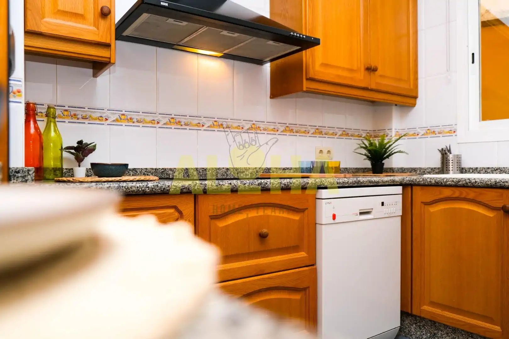 Cuina de Apartament de lloguer en Valencia amb Aire condicionat, Calefacció i Terrassa