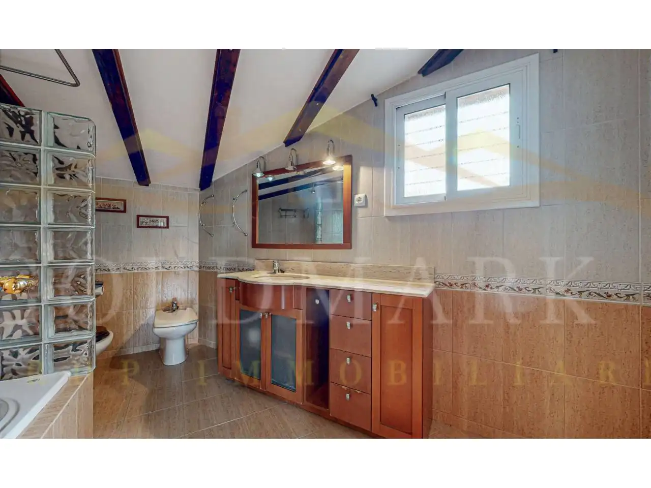 Dormitori de Casa o xalet en venda en Corbera de Llobregat amb Aire condicionat, Calefacció i Jardí privat