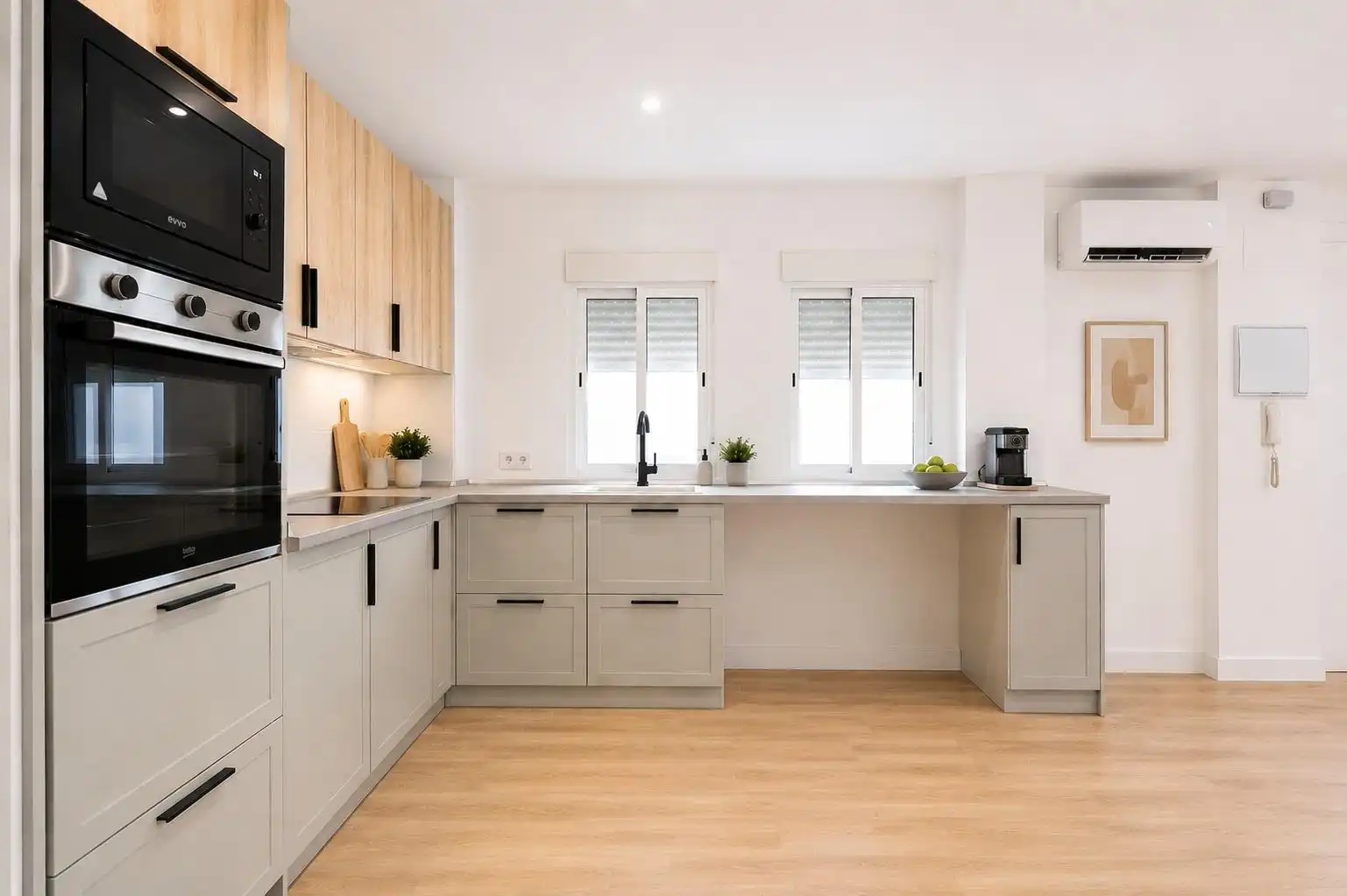 Kitchen of Flat for sale in Zaragoza