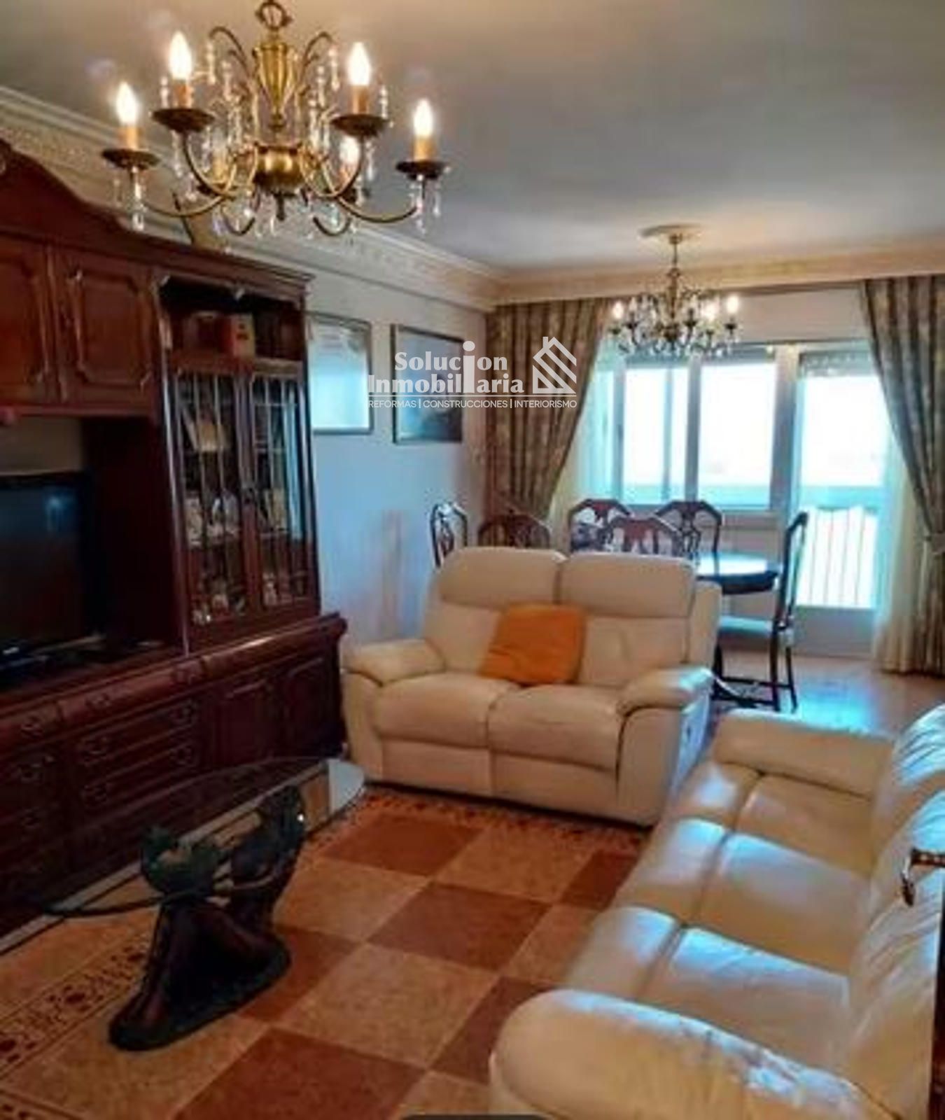 Sala d'estar de Pis en venda en Terradillos amb Calefacció, Terrassa i Moblat