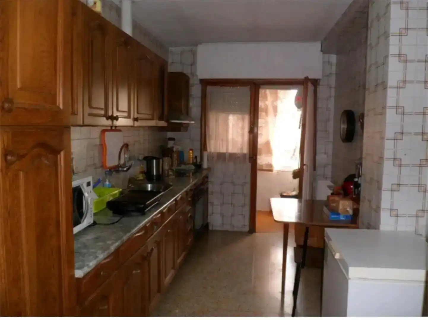 Cuina de Casa adosada en venda en Valdestillas amb Balcó