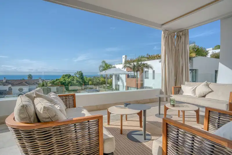 Terrassa de Apartament en venda en Marbella amb Aire condicionat, Calefacció i Jardí privat