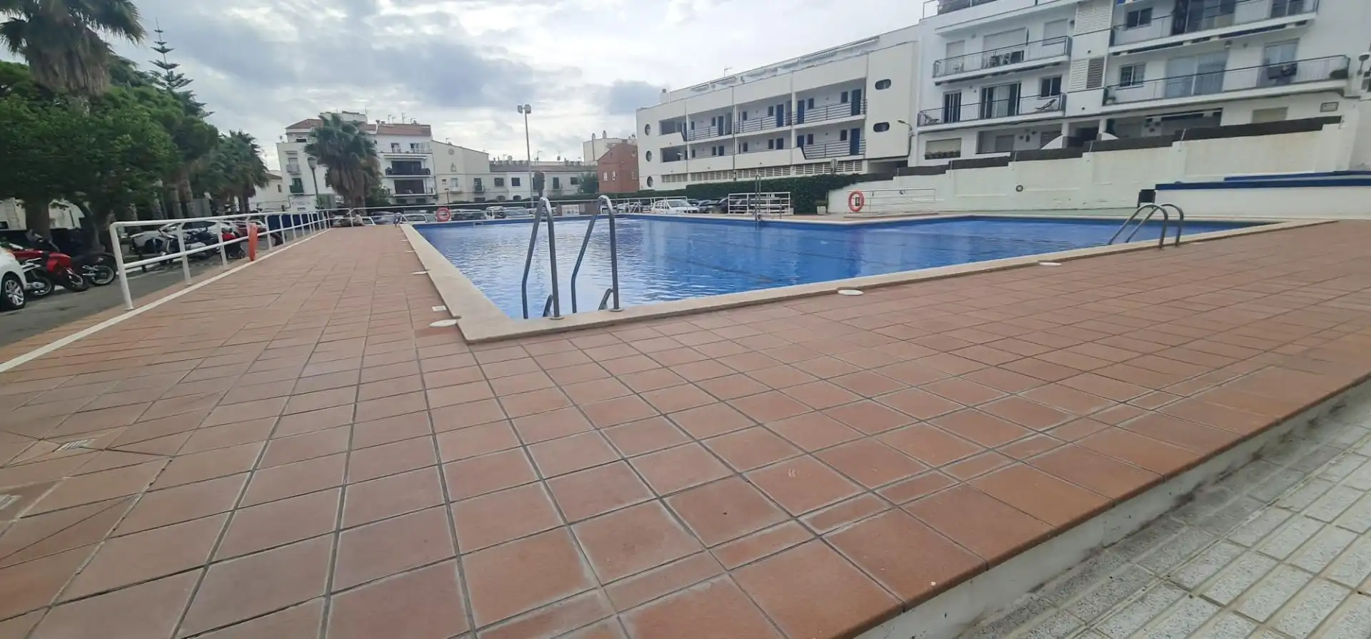 Schwimmbecken von Wohnungen zur Miete in Sitges mit Heizung, Privatgarten und Terrasse