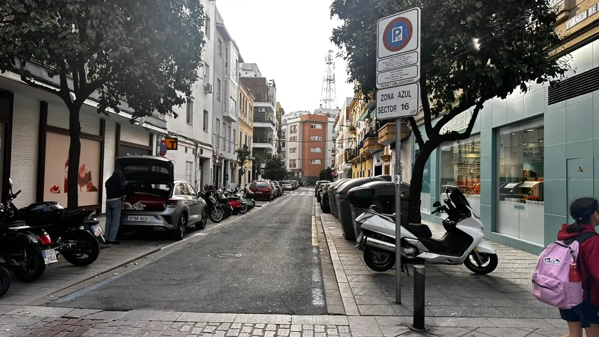 Vista exterior de Piso en venta en  Sevilla Capital con Aire acondicionado y Calefacción