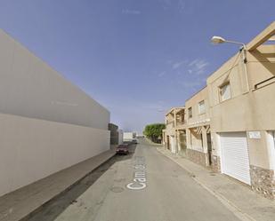 Vista exterior de Casa adosada en venda en El Ejido amb Terrassa