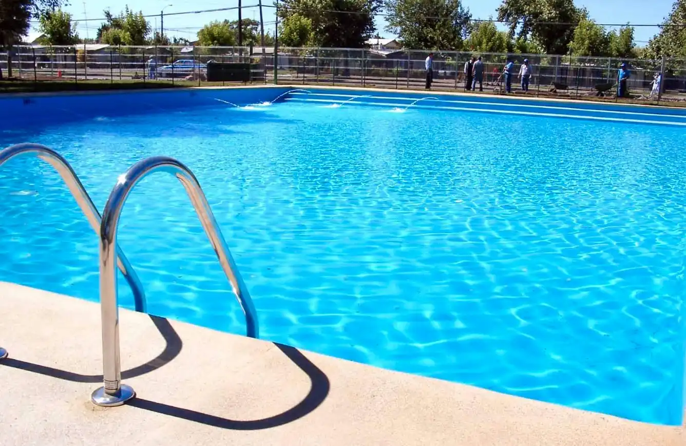 Piscina de Piso en venta en Barcelona con Terraza y Piscina comunitaria