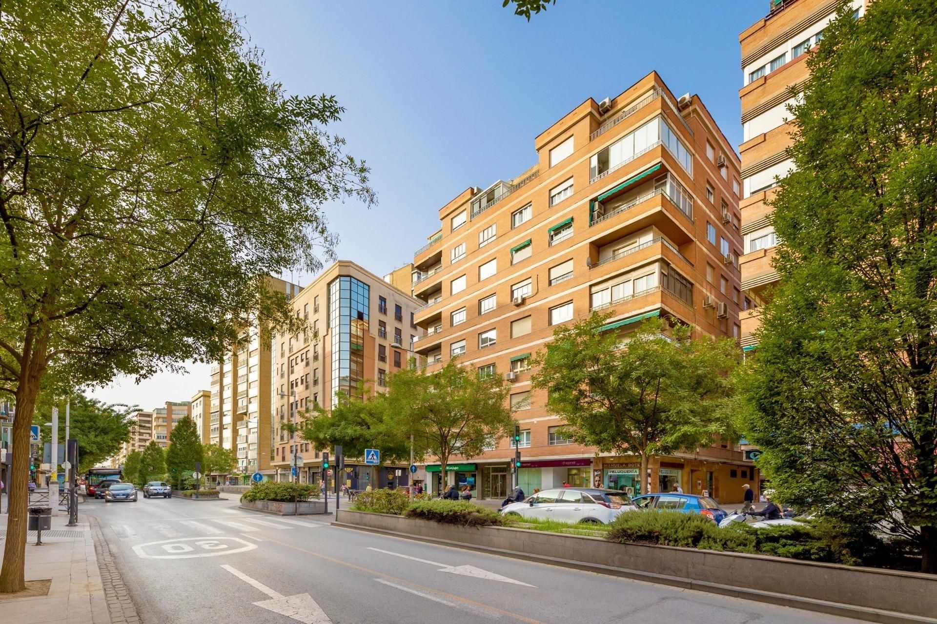 Exterior view of Flat to rent in  Granada Capital  with Air Conditioner, Heating and Balcony