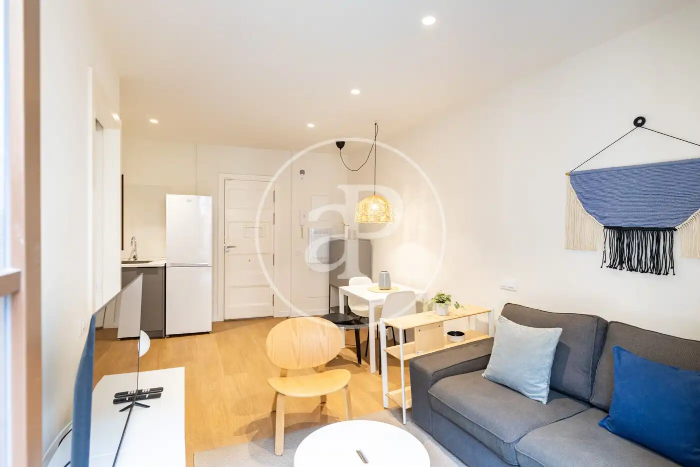 Sala de estar de Piso en venta en Barcelona con Calefacción, Amueblado y Balcón