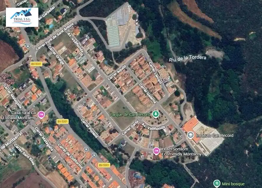 Vista exterior de Casa o chalet en venta en Sant Esteve de Palautordera con Jardín privado y Piscina comunitaria