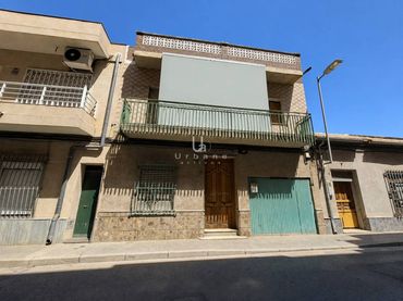 Terreny residencial en venda a Calle Olivo