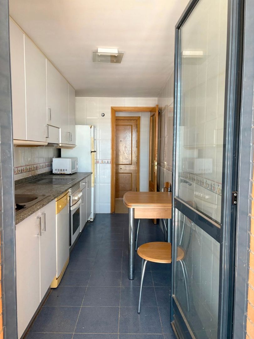 Kitchen of Flat for sale in Picassent  with Air Conditioner and Community pool