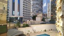 Piscina de Apartament en venda en Benidorm amb Aire condicionat