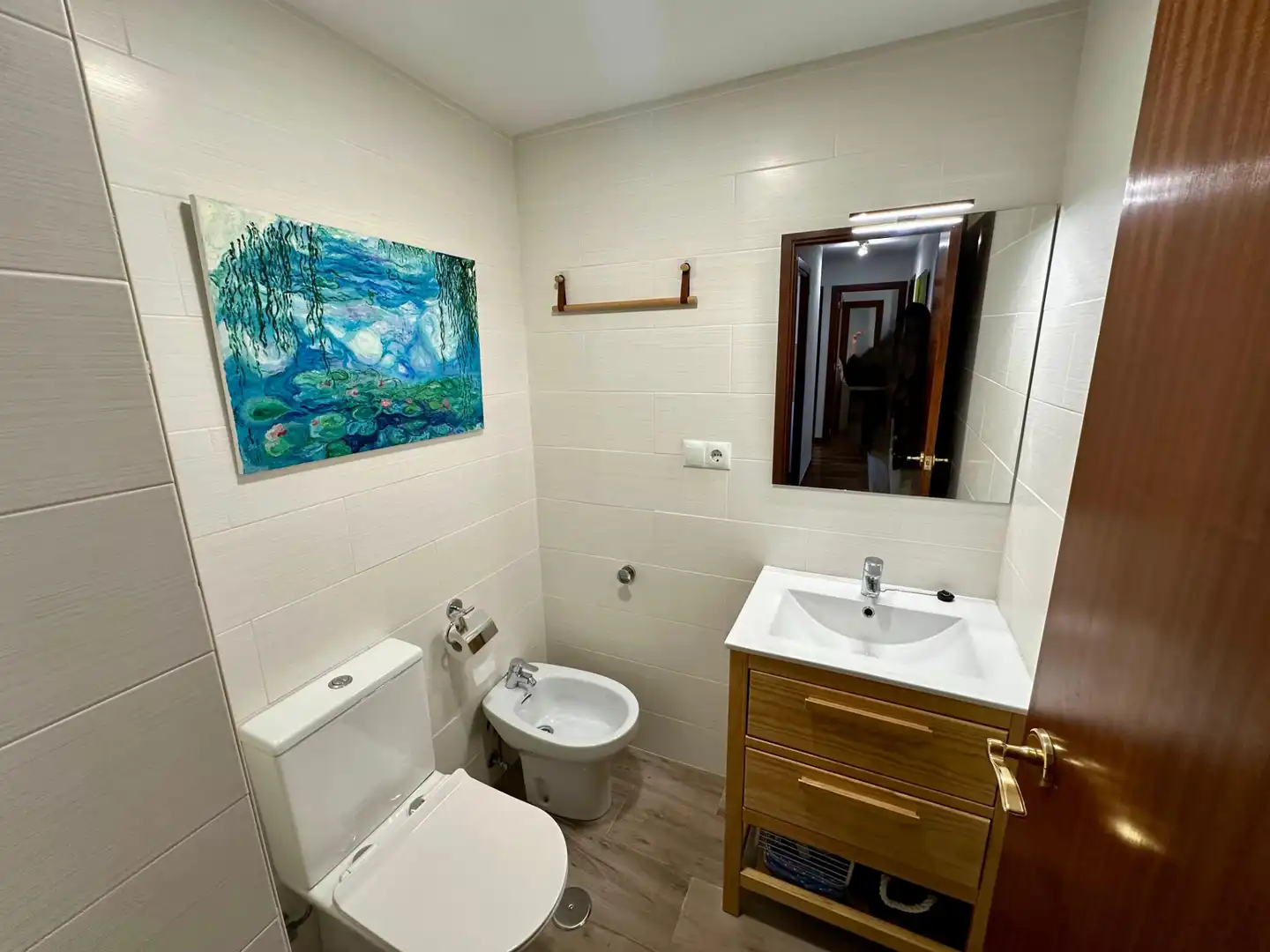 Baño de Piso en venta en Alicante / Alacant con Aire acondicionado, Terraza y Amueblado