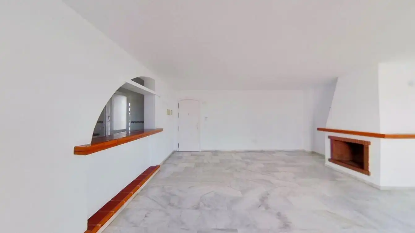 Piso con piscina en venta en Calahonda, imagen 8