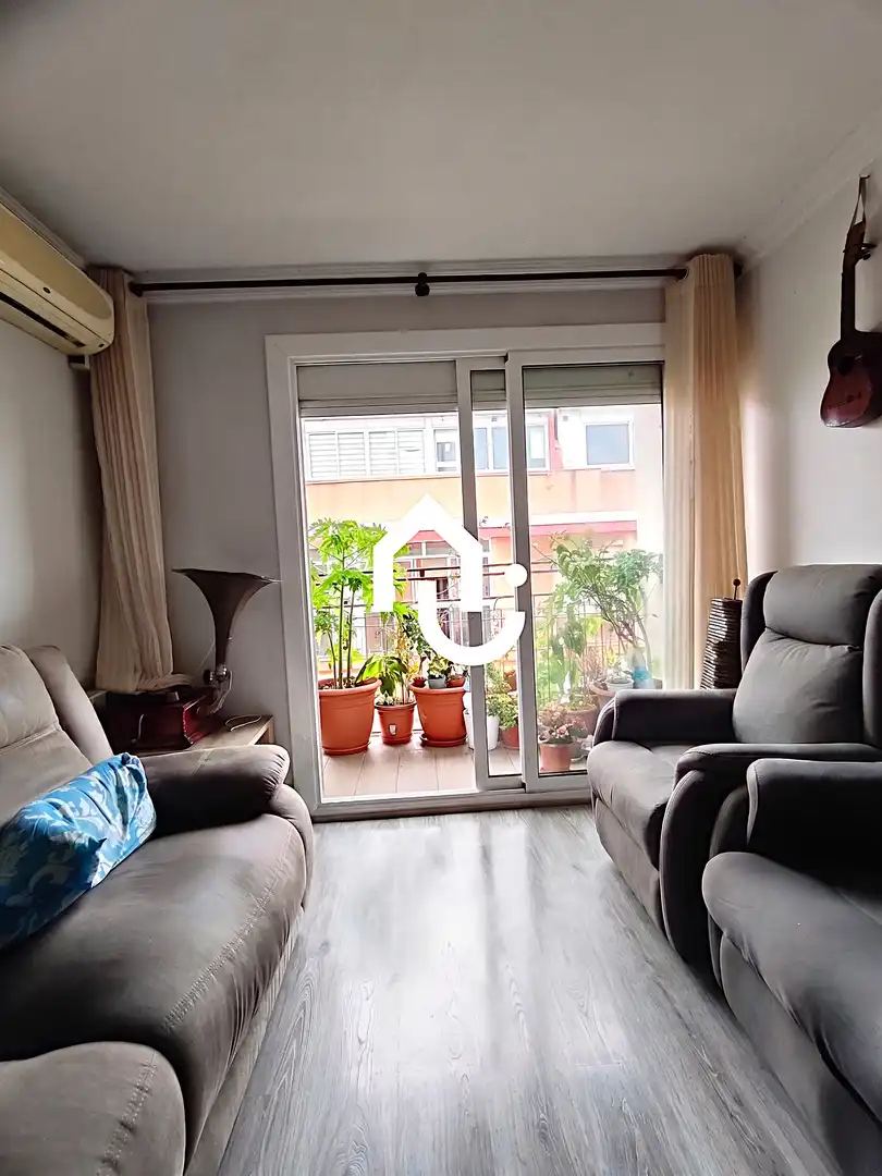 Piso con terraza en venta en Carrer de Mossèn Jacint Verdaguer, imagen 25