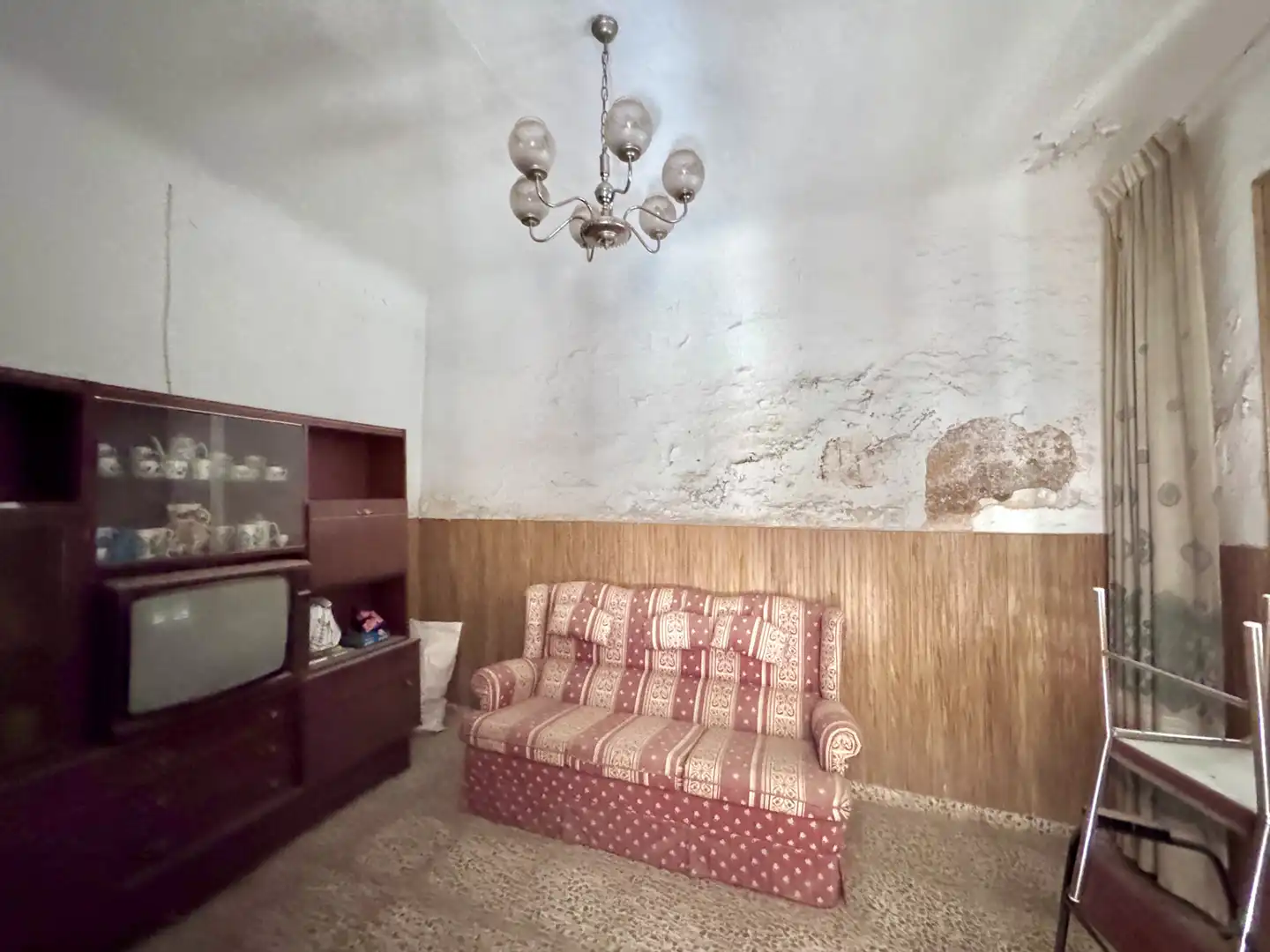 Sala de estar de Casa o chalet en venta en Lanjarón con Jardín privado y Amueblado