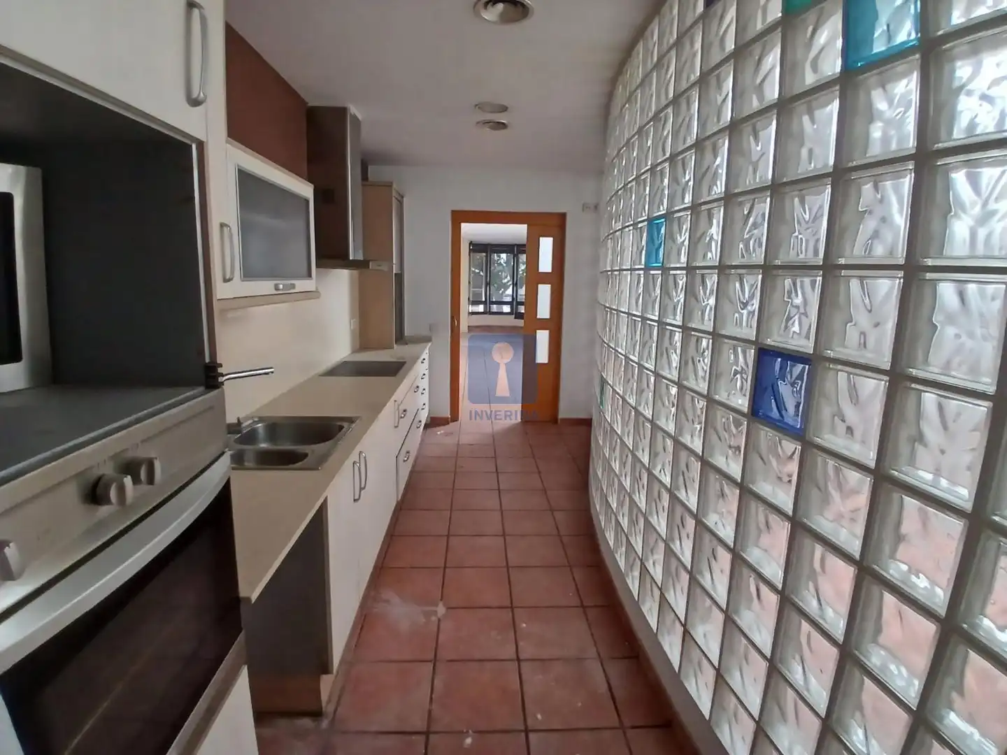 Cocina de Casa adosada en venta en El Prat de Llobregat con Aire acondicionado, Calefacción y Terraza