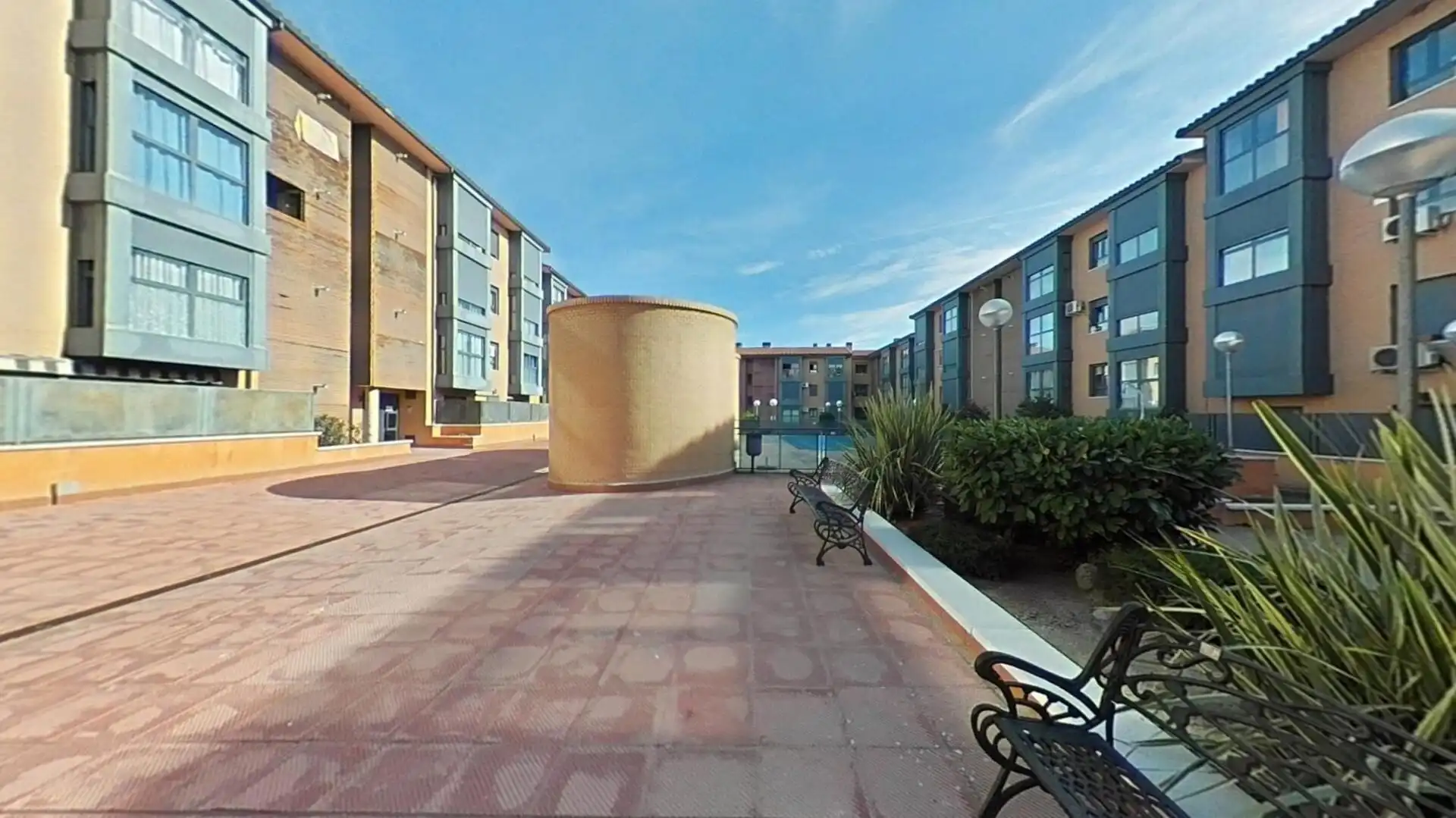 Exterior view of Flat for sale in El Molar (Madrid)  with Heating, Private garden and Storage room