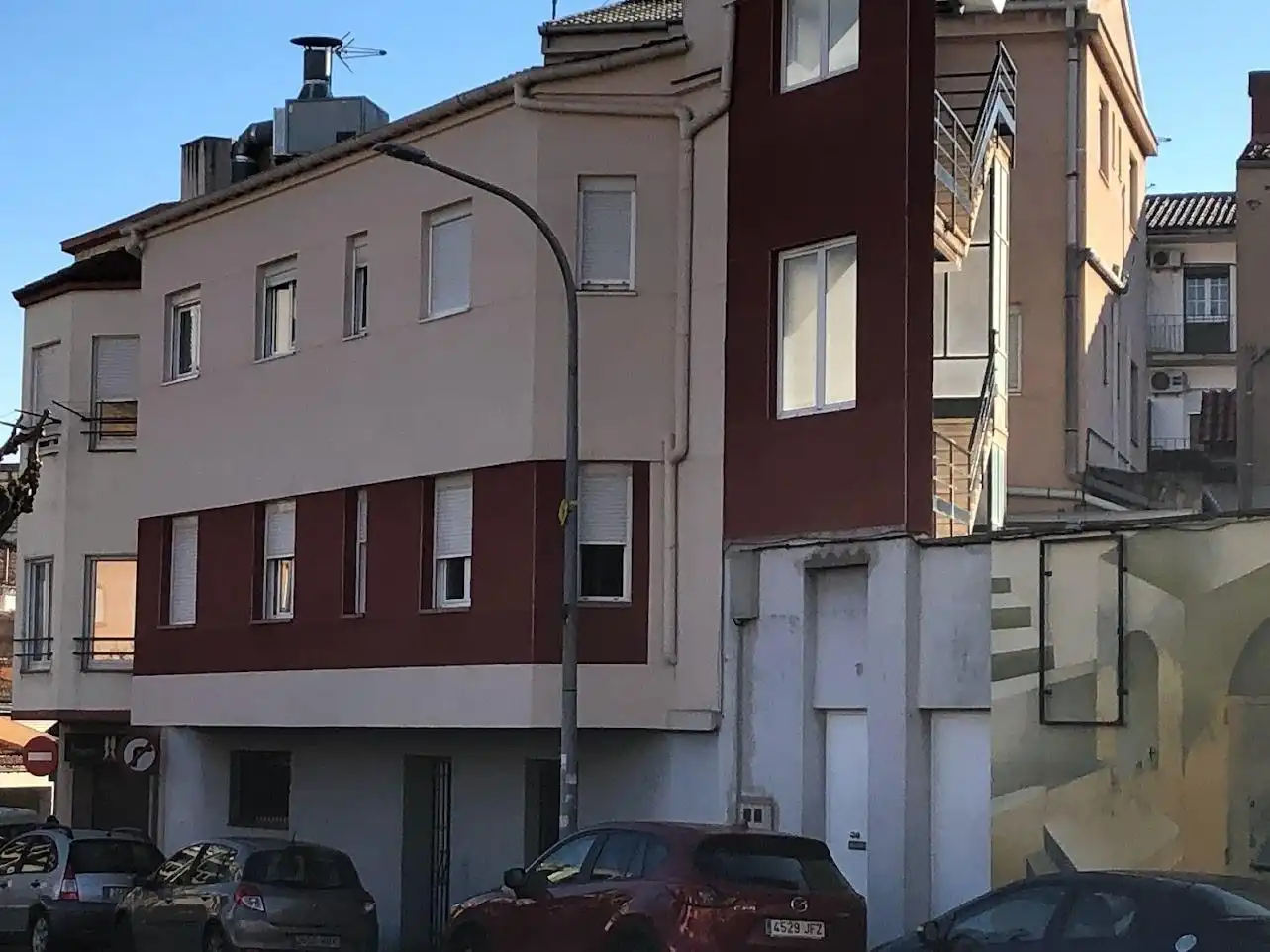 Exterior view of Buildings for sale in Manresa