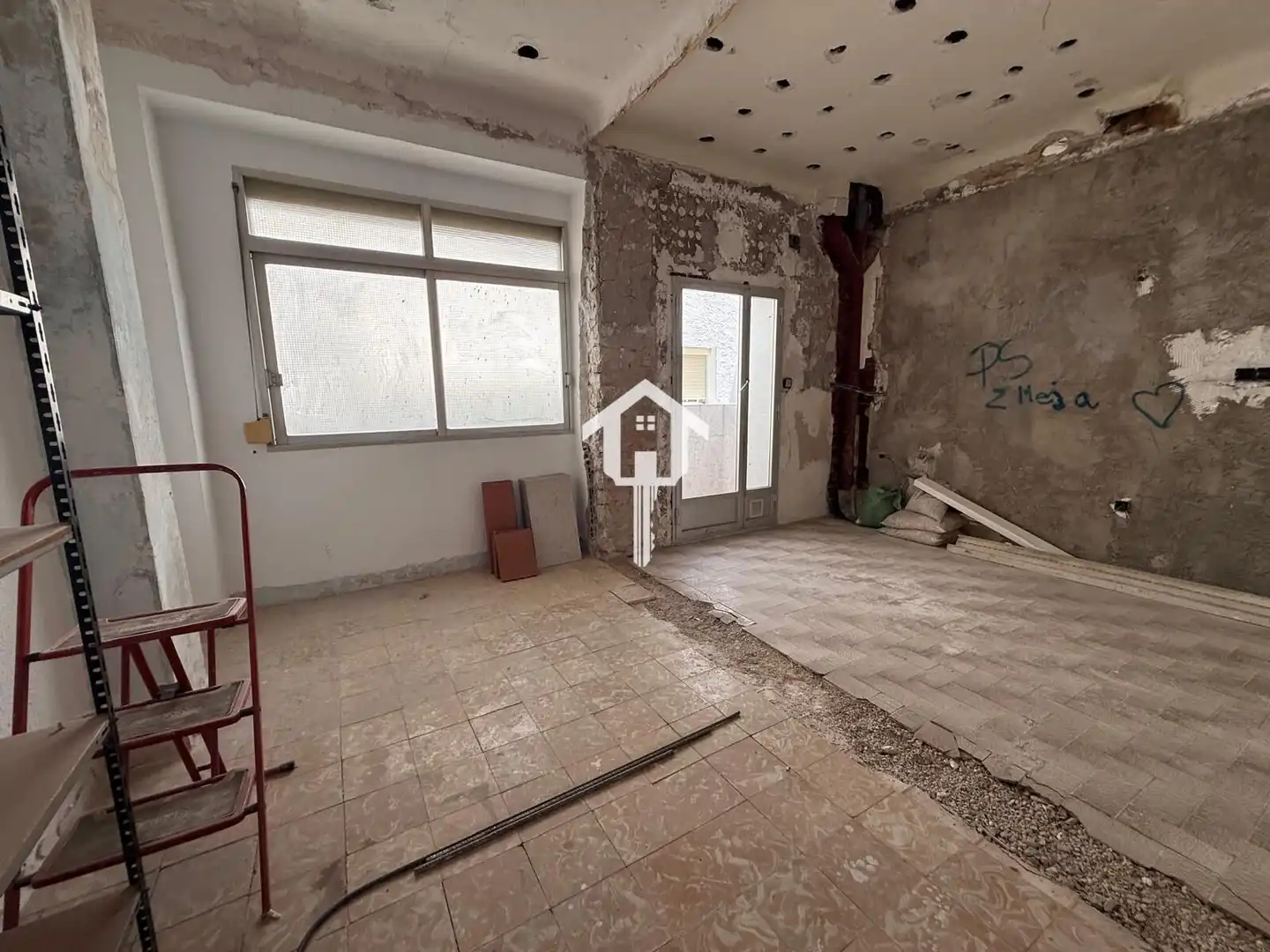 Piso en venta en Alicante / Alacant con Trastero