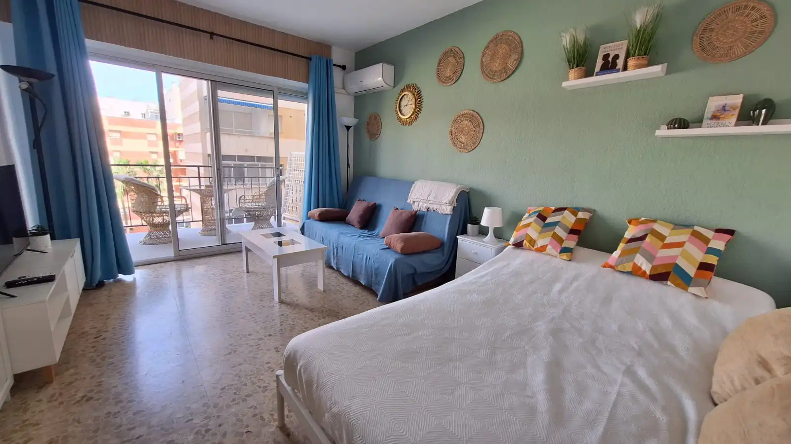 Bedroom of Study for sale in Torremolinos  with Air Conditioner, Terrace and Furnished