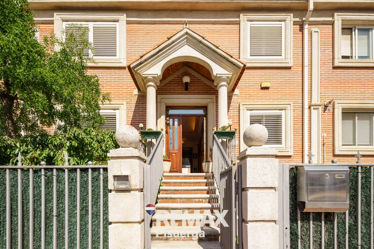 Vista exterior de Casa o chalet en venta en Arroyo de la Encomienda con Aire acondicionado, Calefacción y Jardín privado