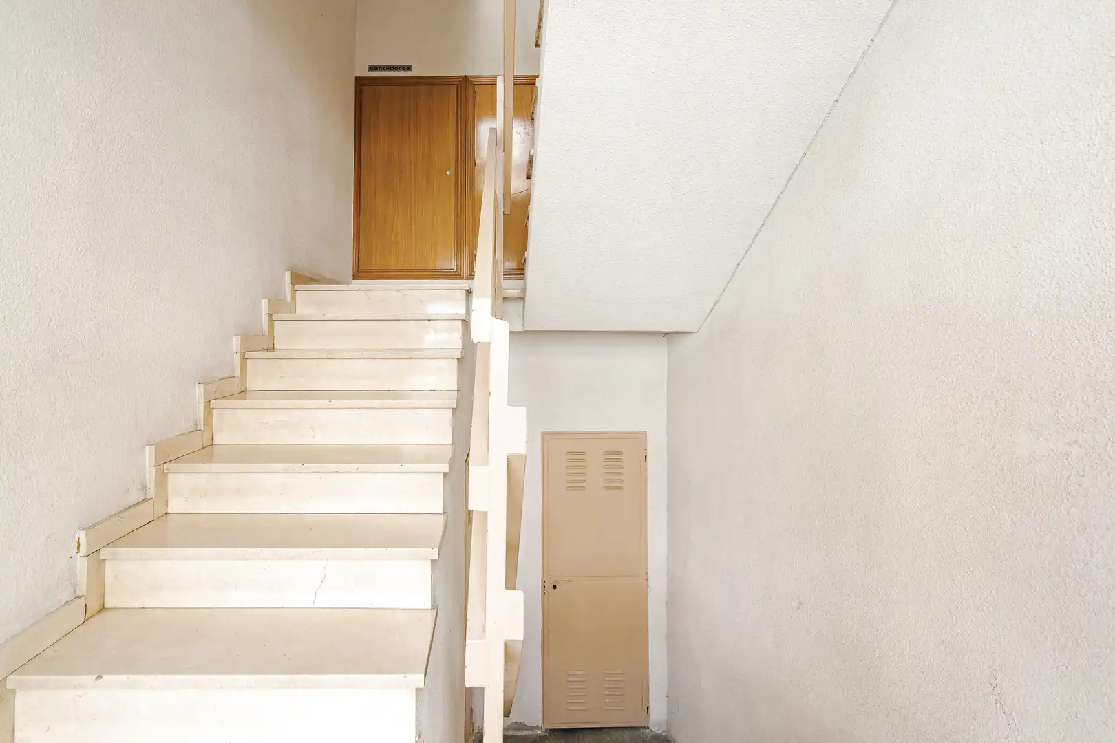 Wohnung zum Verkauf in Madrid mit Privatgarten, Terrasse und Balkon