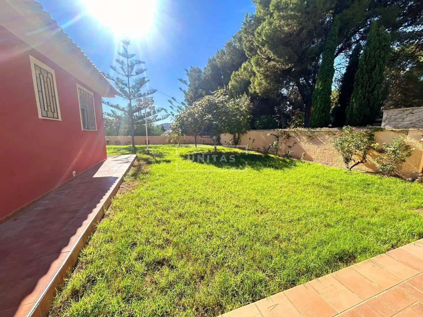 Jardí de Casa o xalet en venda en Alicante / Alacant amb Aire condicionat, Jardí privat i Terrassa